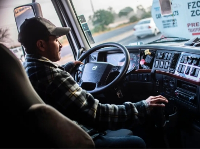 Pivotal Edge Australia - Truck Driver - Quicker | Safer | Smarter